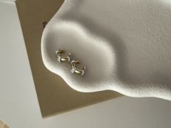 Baget taşlı basic earcuff