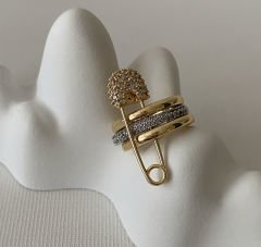 Çengel Earcuff