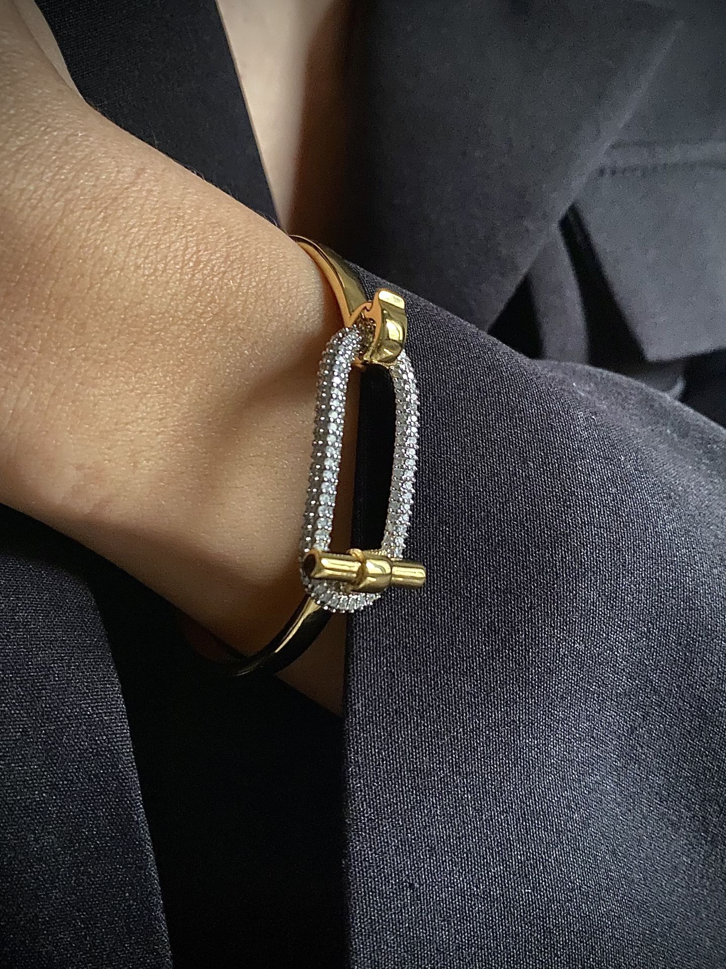 Çift Modelli Oval Zirkon Taşlı Kolye